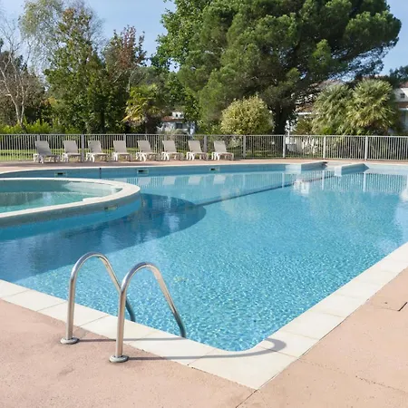 Village - Maeva - 2 Pieces 4 Personnes Confort Mae-3029 *